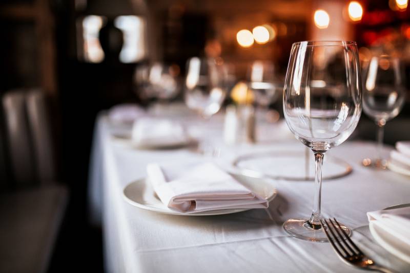 Restaurant traditionnel Le Comptoir Saint Michel, cuisine française de terroir avec produits frais et responsables